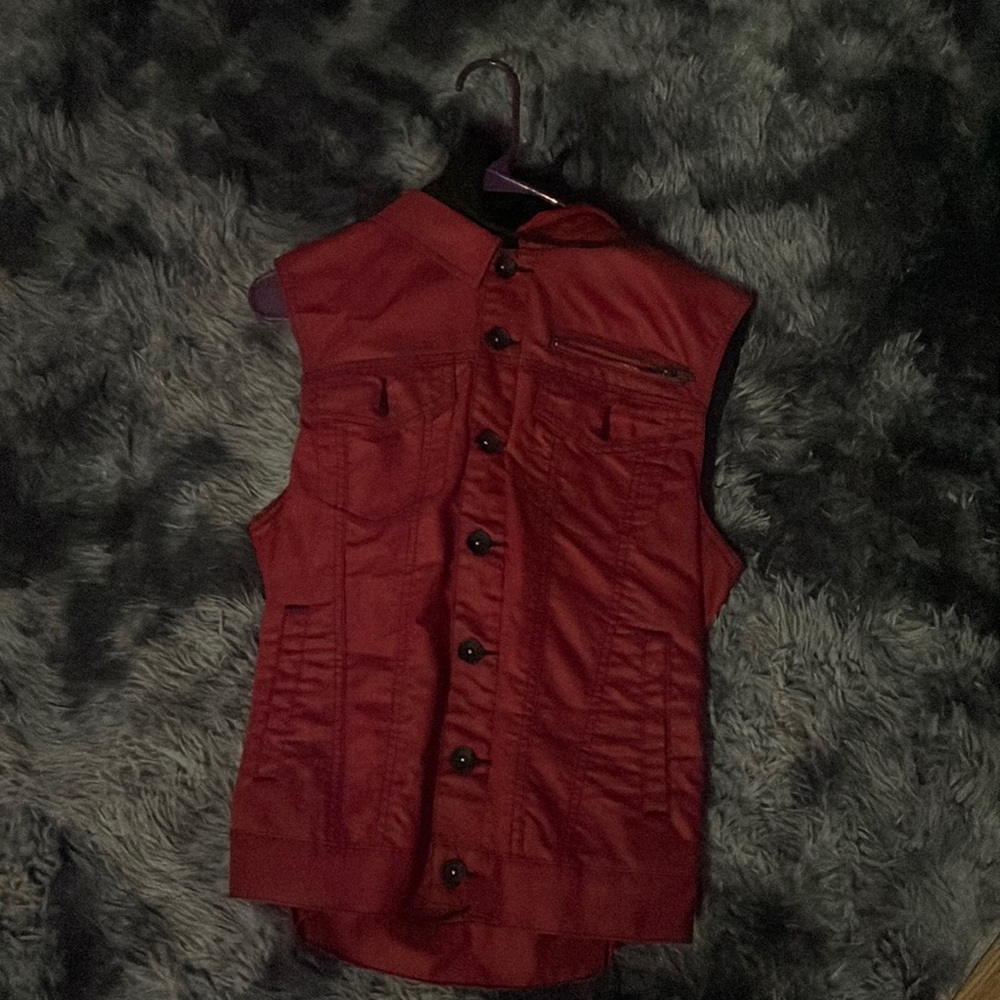 Cute vest with pockets